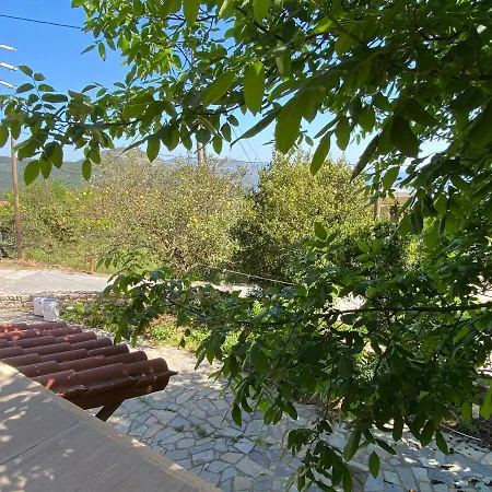 Barbajonn's Stone House Tatil Evi *