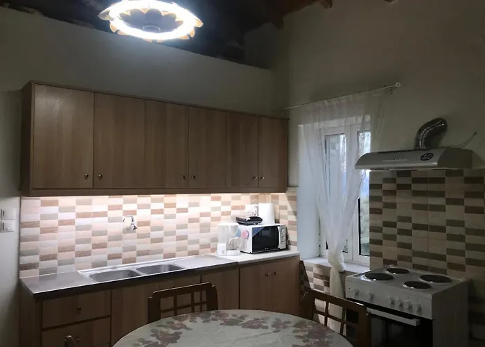 Tatil Evi Barbajonn's Stone House Monemvasía