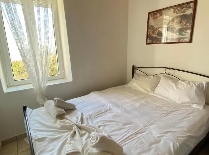 Barbajonn's Stone House *