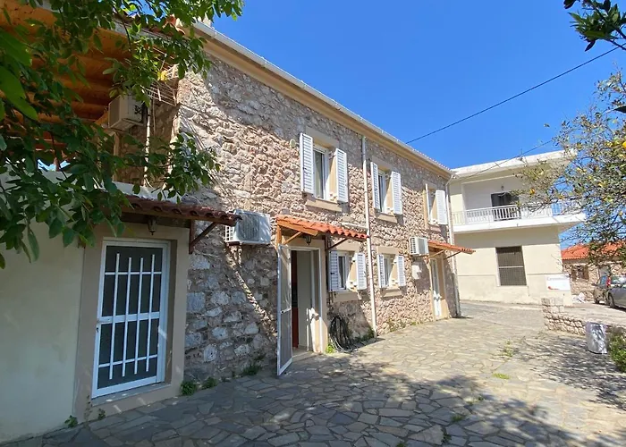Barbajonn's Stone House Tatil Evi