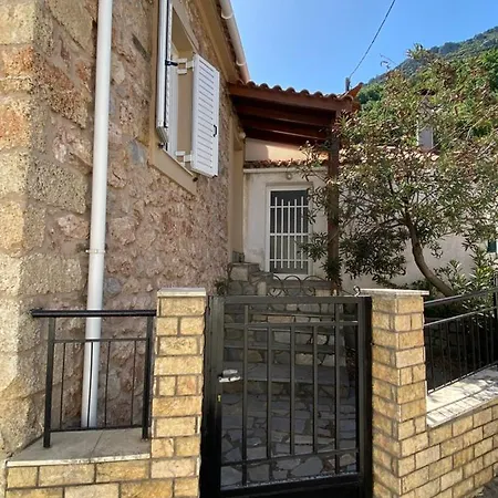 別荘 Barbajonn's Stone House